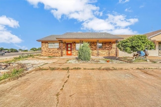 1501 Crestview Dr, New Cordell, OK 73632