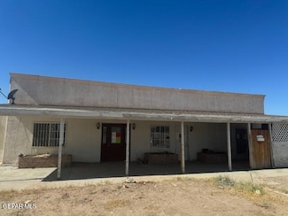 5600 Joe Perez Ct, El Paso, TX 79905