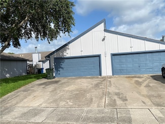 7201 Kress Cir Unit F4, Corpus Christi, TX 78413