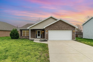 1917 Jackson Ln, Middletown, OH 45044