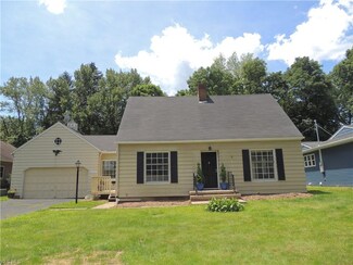 572 Oneida Ave, Akron, OH 44303