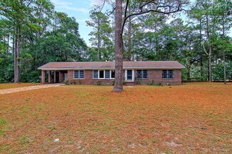 400 Verdier St, Walterboro, SC 29488