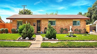 1317 Easthaven Dr, Corpus Christi, TX 78412