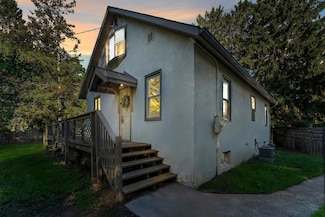 7508 Newton Ave N, Brooklyn Park, MN 55444