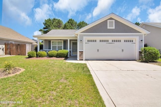 405 Salvo Ct, Holly Ridge, NC 28445