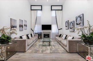 1227 Granville Ave Unit PH2, Los Angeles, CA 90025