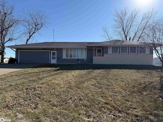 203 Palmer St, Marshalltown, IA 50158