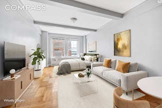 433 W 34th St Unit 8D, New York, NY 10001