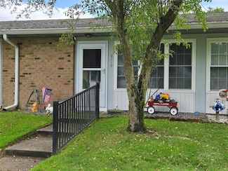 311 Woodbridge Dr Unit 311C, Ridge, NY 11961