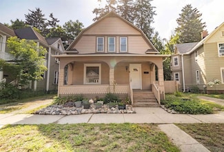 422 S Winter St, Adrian, MI 49221