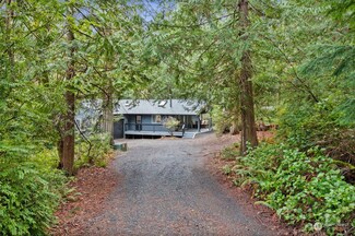 156 E Barnacle Blvd, Shelton, WA 98584