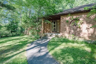 7005 Liberty Rd, Solon, OH 44139