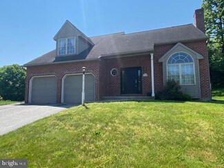 290 Hedgewick Ln, Wrightsville, PA 17368