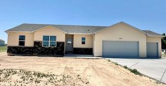 962 E Sandusky Dr, Pueblo West, CO 81007