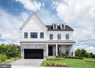 6188 8th Place N, Arlington, VA 22205
