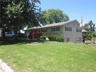 604 Harris Ln, Cameron, MO 64429