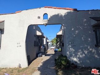 613 E 83rd St, Los Angeles, CA 90001
