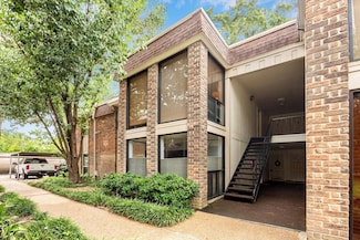 7555 Katy Fwy Unit 68, Houston, TX 77024