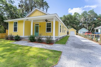 2600 Smilax Ave, Port Royal, SC 29935