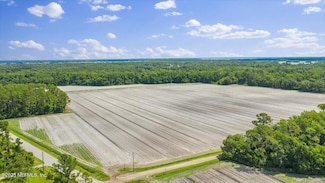 233 E River Rd, East Palatka, FL 32131