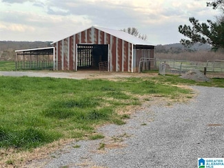 296 County Road 1046, Vinemont, AL 35179