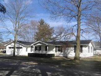 107 W Pine St, South Whitley, IN 46787