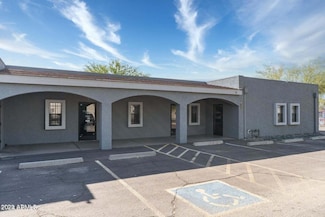 633 E Cottonwood Ln, Casa Grande, AZ 85122