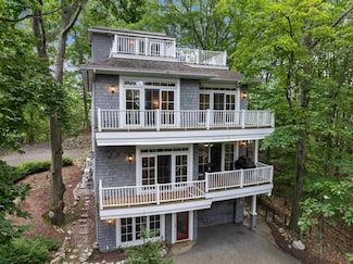 8521 Mount McSauba Rd, Charlevoix, MI 49720