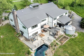 302 S Zoar Church Rd, Madison, IN 47250