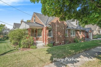 913 Flat St NE, Grand Rapids, MI 49503