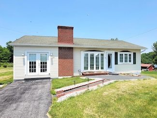 5871 Ballard-Red Sulphur Pkwy, Ballard, WV 24918
