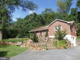 253 Old Gradyville Rd, Glen Mills, PA 19342