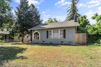 723 Palm St, Medford, OR 97501