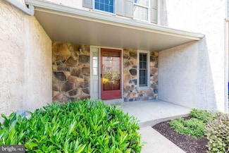 703 Winchester Ct Unit 703, West Chester, PA 19382