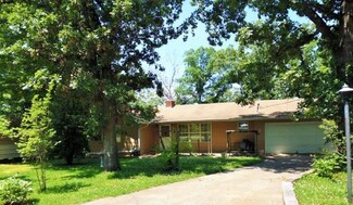 382 Leawood Dr, Midway, AR 72651