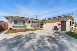 1089 E Columbia Ave, Pomona, CA 91767
