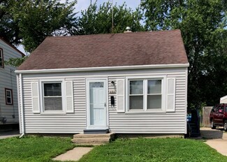 404 Sheldon Ave, Aurora, IL 60506