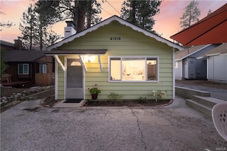 41318 Oak St, Big Bear Lake, CA 92315