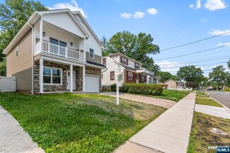 206 E 9th Ave, Roselle, NJ 07203