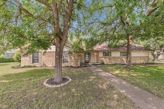 206 Taos Dr, Woodway, TX 76712