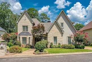 119 Seven Oaks Ct, Hot Springs, AR 71901