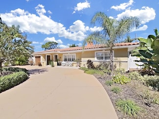 6601 Renaldo Way S, Saint Petersburg, FL 33707