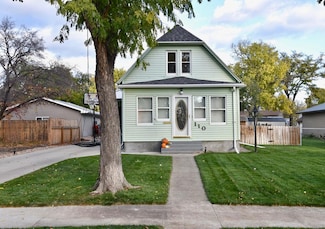 110 S Adams Ave, Pierre, SD 57501