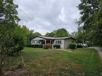 501 S Jefferson St, Greenup, IL 62428