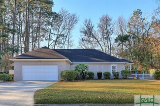 11 E 67th St, Savannah, GA 31405