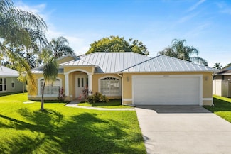 6020 NW Wolverine Rd, Port Saint Lucie, FL 34986