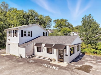 148 Putnam Pike, Johnston, RI 02919