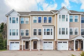 28 Acadia Ln, Exeter, NH 03833