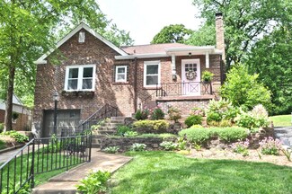 205 College Ave, Saint Louis, MO 63119