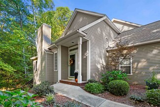 33 Moonlight Rose Ln, Bedford, NH 03110